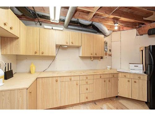 35 Lakeview Drive, Rural Ponoka County, AB - Indoor Photo Showing Basement