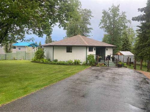 35 Lakeview Drive, Rural Ponoka County, AB - Outdoor