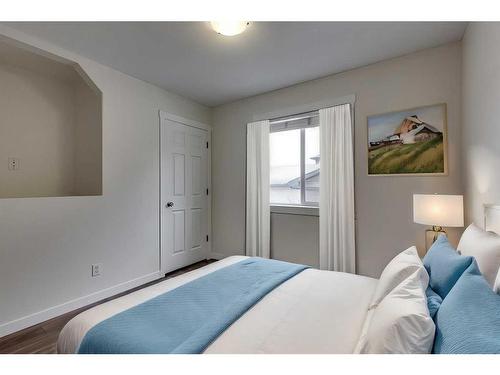 5829 Park Street, Blackfalds, AB - Indoor Photo Showing Bedroom