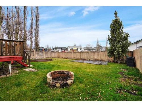 4 Willow Springs Crescent, Sylvan Lake, AB - Outdoor With Backyard
