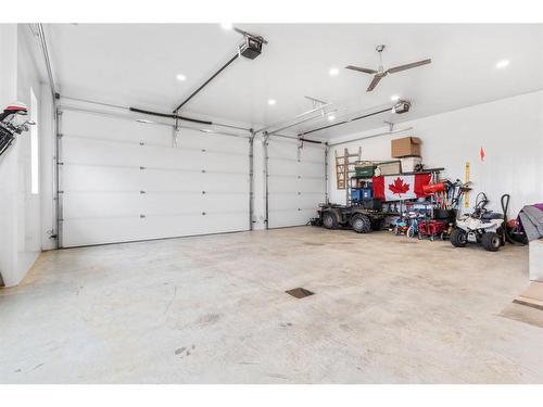 314-46466 Range Road 213, Rural Camrose County, AB - Indoor Photo Showing Garage