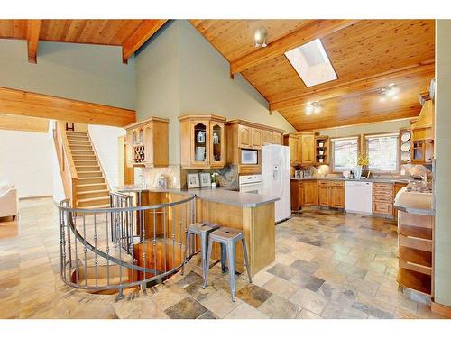 138-36240 Range Road 250, Rural Red Deer County, AB - Indoor Photo Showing Kitchen