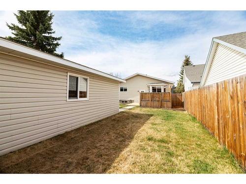 35 Davison Drive, Red Deer, AB - Outdoor With Exterior