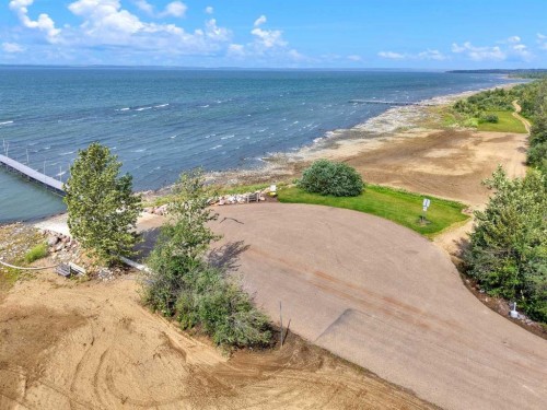 151-41310 Range Road 282, Rural Lacombe County, AB 