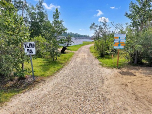 151-41310 Range Road 282, Rural Lacombe County, AB 