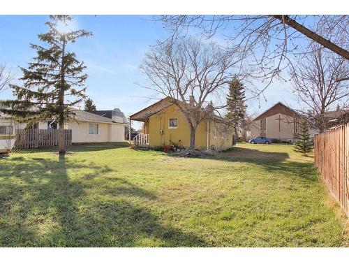 5313 50 Street, Castor, AB - Outdoor