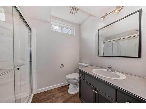 423062 Range Road 243, Rural Ponoka County, AB - Indoor Photo Showing Bathroom