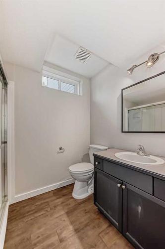 423062 Range Road 243, Rural Ponoka County, AB - Indoor Photo Showing Bathroom