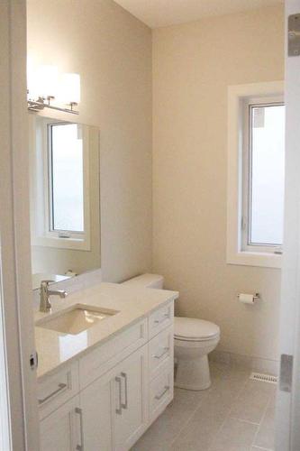 1 Vermont Close, Blackfalds, AB - Indoor Photo Showing Bathroom