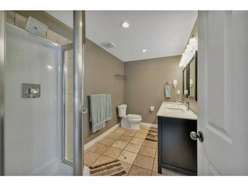 27 Parkland Crescent, Parkland Beach, AB - Indoor Photo Showing Bathroom