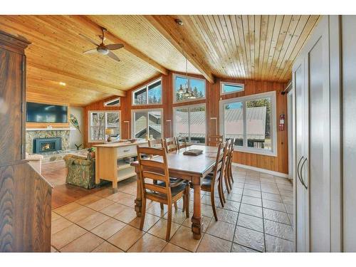 27 Parkland Crescent, Parkland Beach, AB - Indoor Photo Showing Dining Room With Fireplace