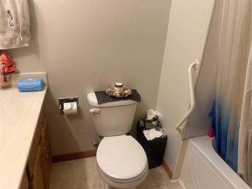 5332 52 Street Close, Rocky Mountain House, AB - Indoor Photo Showing Bathroom