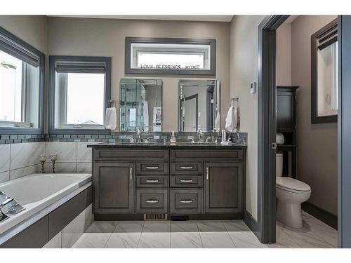 13 Lazaro Close, Red Deer, AB - Indoor Photo Showing Bathroom