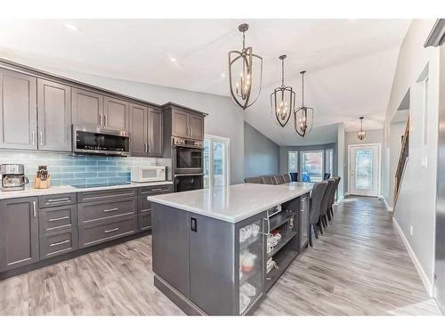 5604 189A Street, Edmonton, AB - Indoor Photo Showing Kitchen With Upgraded Kitchen