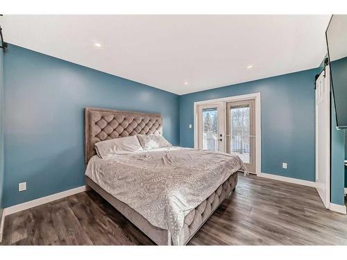 5604 189A Street, Edmonton, AB - Indoor Photo Showing Bedroom