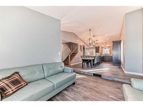 5604 189A Street, Edmonton, AB - Indoor Photo Showing Living Room