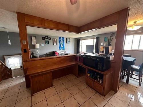 93 Nichols Crescent, Red Deer, AB - Indoor Photo Showing Other Room