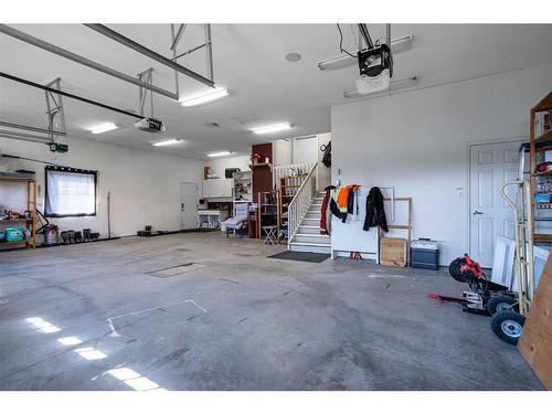 47216 Range Road 200, Rural Camrose County, AB - Indoor Photo Showing Garage