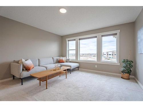 249 Walden Square Se, Calgary, AB - Indoor Photo Showing Living Room