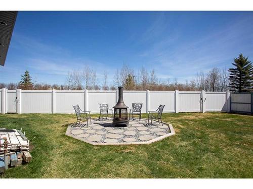 113 Downing Close, Red Deer, AB - Outdoor With Backyard