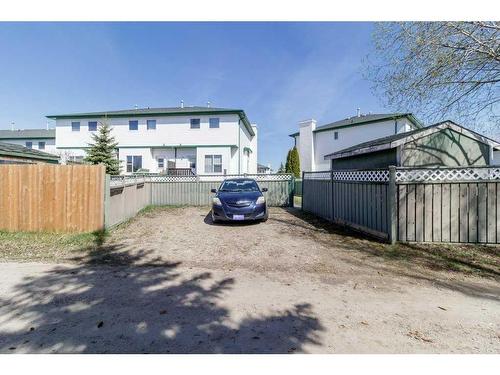 49 Amer Close, Red Deer, AB - Outdoor
