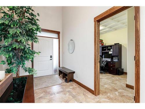 7028 Cobb Street, Lacombe, AB - Indoor Photo Showing Other Room