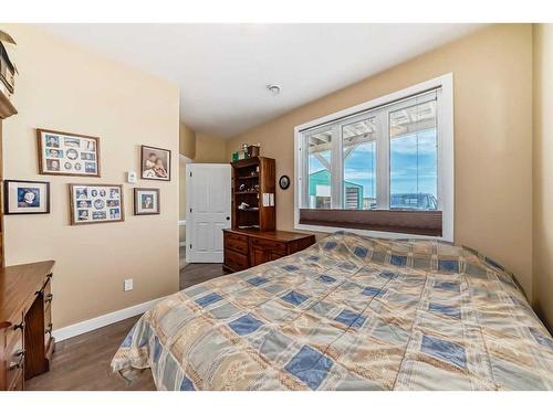 433014A Range Road 11, Rural Ponoka County, AB - Indoor Photo Showing Bedroom