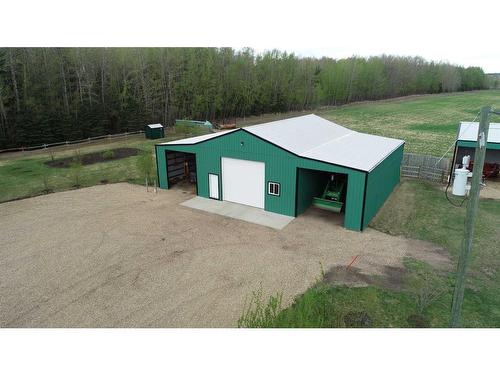 433014A Range Road 11, Rural Ponoka County, AB - Outdoor With Backyard