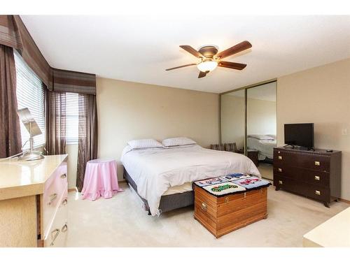 3501 39 Street, Red Deer, AB - Indoor Photo Showing Bedroom