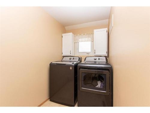 3501 39 Street, Red Deer, AB - Indoor Photo Showing Laundry Room