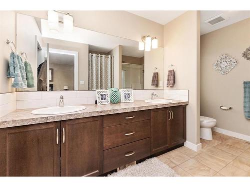 94 Lalor Drive, Red Deer, AB - Indoor Photo Showing Bathroom