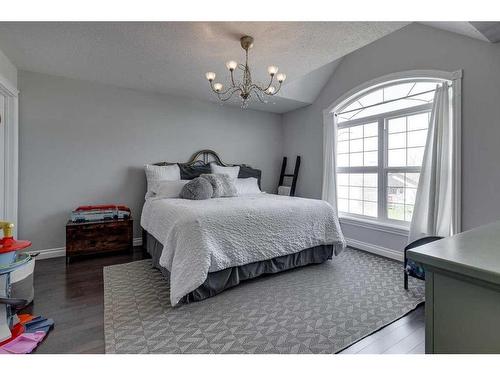 27 Vantage Crescent, Olds, AB - Indoor Photo Showing Bedroom
