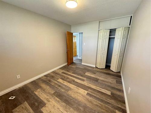 4110 37 Avenue, Red Deer, AB - Indoor Photo Showing Other Room