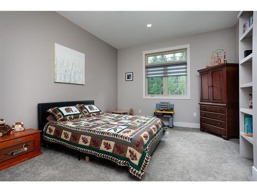46180 Range Road 191, Rural Camrose County, AB - Indoor Photo Showing Bedroom