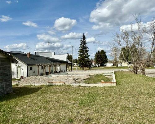 5135 50 Avenue, Caroline, AB 