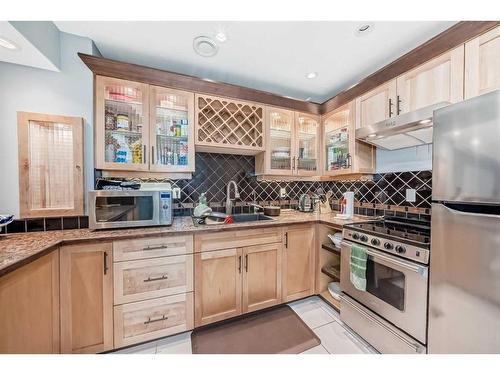 7206 61 Street, Rocky Mountain House, AB - Indoor Photo Showing Kitchen With Double Sink