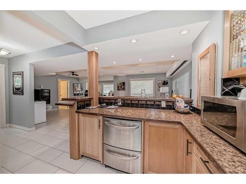 7206 61 Street, Rocky Mountain House, AB - Indoor Photo Showing Kitchen