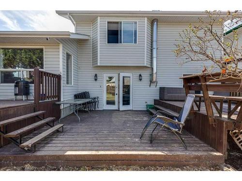 6002 44 Street Crescent, Innisfail, AB - Outdoor With Deck Patio Veranda With Exterior