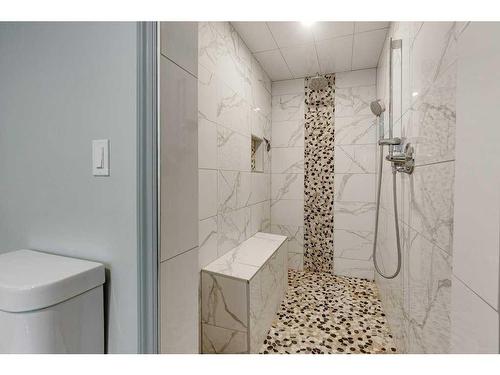 3526 Spruce Drive, Red Deer, AB - Indoor Photo Showing Bathroom