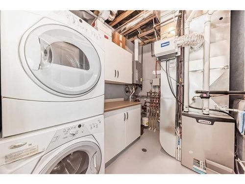 433014A Range Road 11, Rural Ponoka County, AB - Indoor Photo Showing Laundry Room