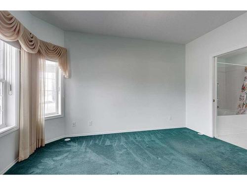 2-5034 53 Street, Lacombe, AB - Indoor Photo Showing Other Room