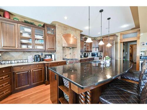 6 Ingram Close, Red Deer, AB - Indoor Photo Showing Kitchen With Upgraded Kitchen