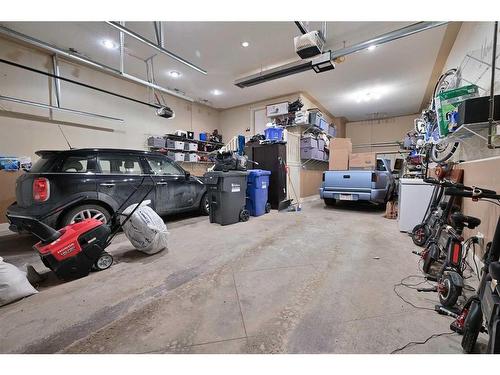 6 Ingram Close, Red Deer, AB - Indoor Photo Showing Garage