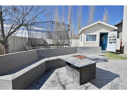 6 Ingram Close, Red Deer, AB - Outdoor