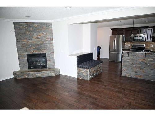 4104 26 Avenue Sw, Calgary, AB - Indoor Photo Showing Living Room With Fireplace