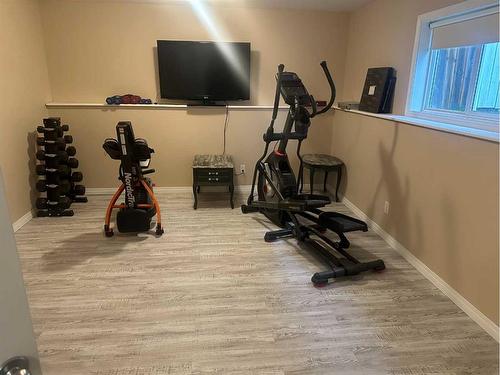 4512 45 Avenue Close, Rocky Mountain House, AB - Indoor Photo Showing Gym Room