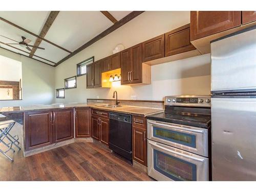 36547 Rr 20-2, Rural Stettler No. 6, County Of, AB - Indoor Photo Showing Kitchen