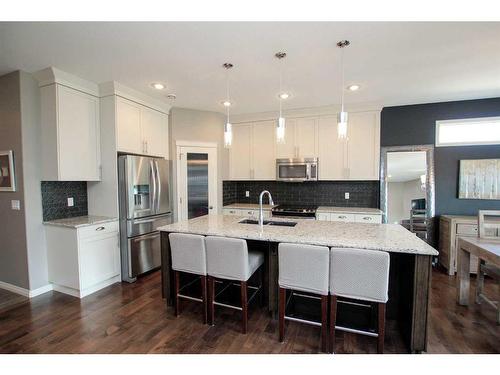 93 Connaught Crescent, Red Deer, AB - Indoor Photo Showing Kitchen With Stainless Steel Kitchen With Upgraded Kitchen