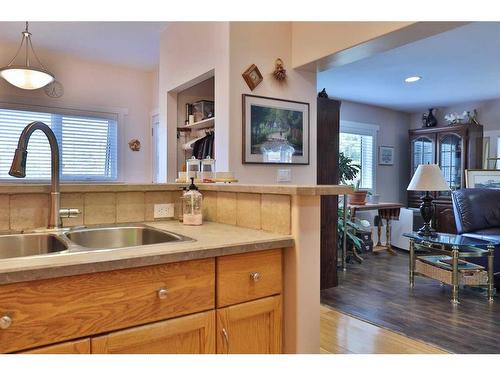 5008 54 Avenue, Bashaw, AB - Indoor Photo Showing Kitchen With Double Sink