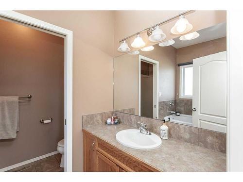 12 Valentine Crescent, Red Deer, AB - Indoor Photo Showing Bathroom